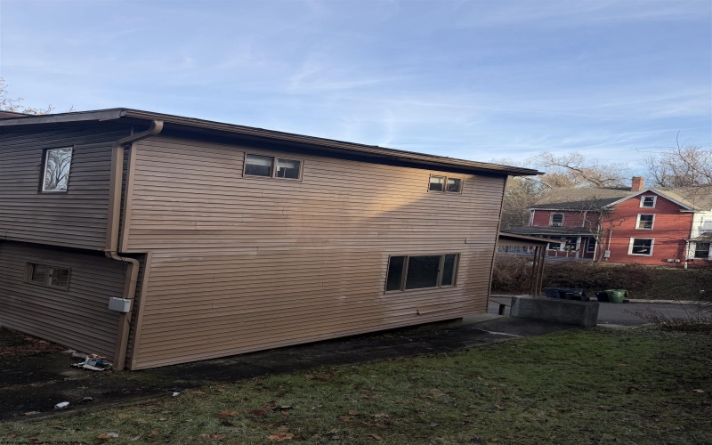 112 Cornell Avenue, Morgantown, West Virginia 26505, ,Multi-unit/income,For Sale,Cornell,10163091