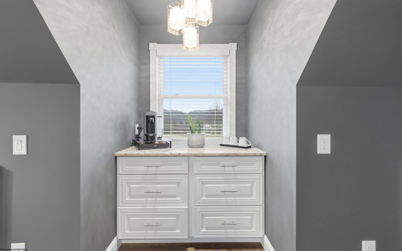 20 Blue Quill Road, Bridgeport, West Virginia 26330, 4 Bedrooms Bedrooms, 11 Rooms Rooms,4 BathroomsBathrooms,Single Family Detached,For Sale,Blue Quill,10163090