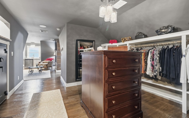 20 Blue Quill Road, Bridgeport, West Virginia 26330, 4 Bedrooms Bedrooms, 11 Rooms Rooms,4 BathroomsBathrooms,Single Family Detached,For Sale,Blue Quill,10163090