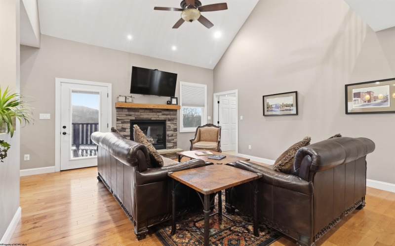 20 Blue Quill Road, Bridgeport, West Virginia 26330, 4 Bedrooms Bedrooms, 11 Rooms Rooms,4 BathroomsBathrooms,Single Family Detached,For Sale,Blue Quill,10163090