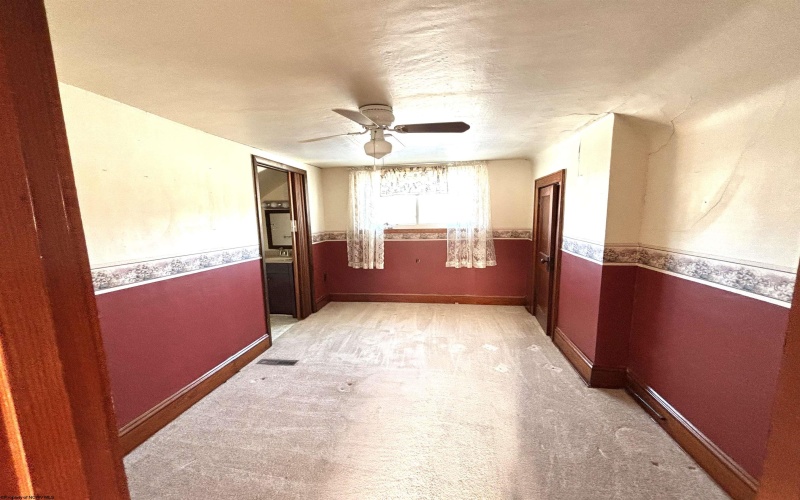 108 Ashcraft Court, Clarksburg, West Virginia 26301, 4 Bedrooms Bedrooms, 8 Rooms Rooms,1 BathroomBathrooms,Single Family Detached,For Sale,Ashcraft,10163084