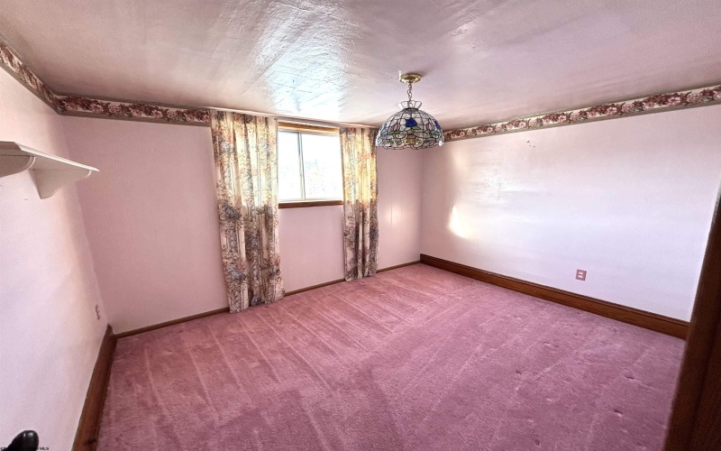 108 Ashcraft Court, Clarksburg, West Virginia 26301, 4 Bedrooms Bedrooms, 8 Rooms Rooms,1 BathroomBathrooms,Single Family Detached,For Sale,Ashcraft,10163084