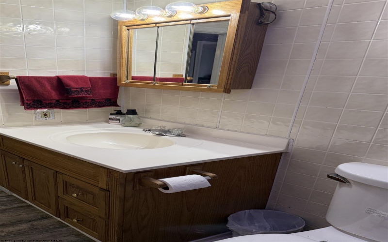 49 New York Avenue, West Union, West Virginia 26456, 3 Bedrooms Bedrooms, 6 Rooms Rooms,1 BathroomBathrooms,Single Family Detached,For Sale,New York,10163085