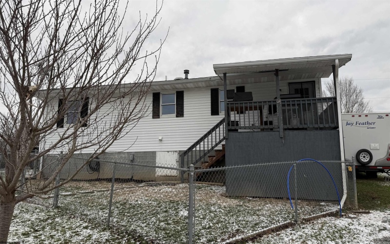 49 New York Avenue, West Union, West Virginia 26456, 3 Bedrooms Bedrooms, 6 Rooms Rooms,1 BathroomBathrooms,Single Family Detached,For Sale,New York,10163085