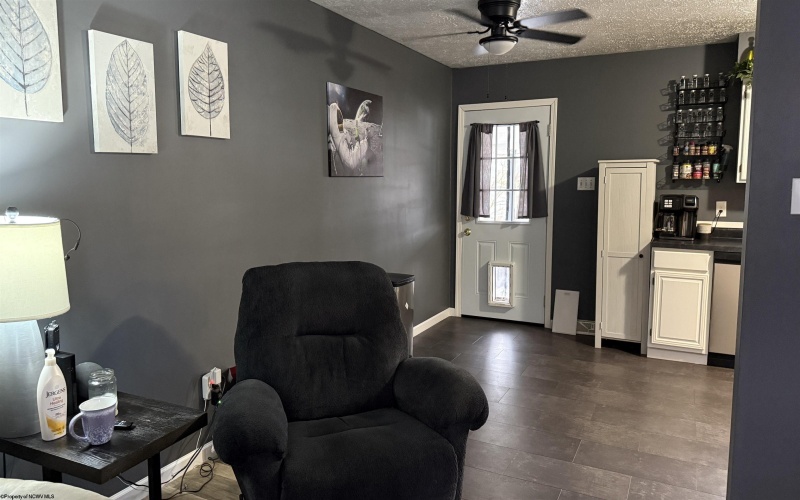 49 New York Avenue, West Union, West Virginia 26456, 3 Bedrooms Bedrooms, 6 Rooms Rooms,1 BathroomBathrooms,Single Family Detached,For Sale,New York,10163085