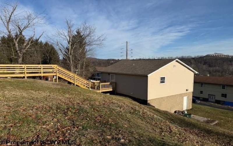 112 Knouse Lane, Granville, West Virginia 26534, 2 Bedrooms Bedrooms, 4 Rooms Rooms,1 BathroomBathrooms,Single Family Detached,For Sale,Knouse,10163087