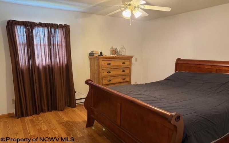 112 Knouse Lane, Granville, West Virginia 26534, 2 Bedrooms Bedrooms, 4 Rooms Rooms,1 BathroomBathrooms,Single Family Detached,For Sale,Knouse,10163087