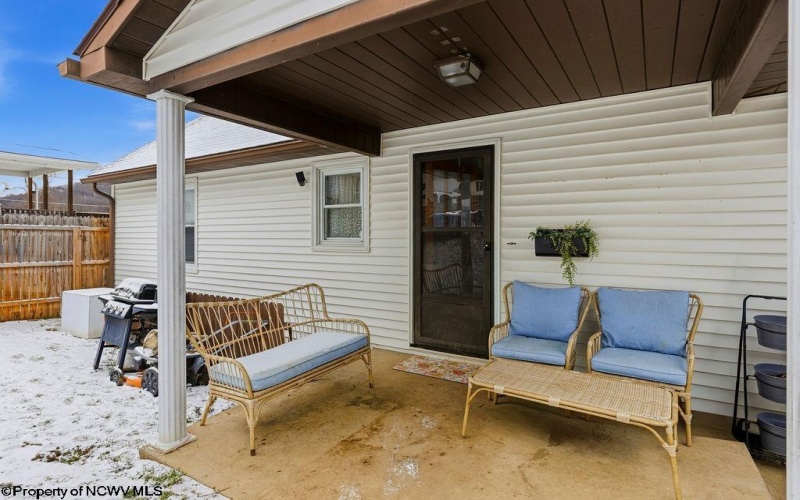 411 Roane Avenue, Clarksburg, West Virginia 26301, 3 Bedrooms Bedrooms, 6 Rooms Rooms,2 BathroomsBathrooms,Single Family Detached,For Sale,Roane,10163088