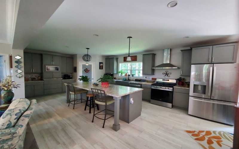 49 Holleran Heights, Kingwood, West Virginia 26537, 3 Bedrooms Bedrooms, 7 Rooms Rooms,2 BathroomsBathrooms,Single Family Detached,For Sale,Holleran,10163101