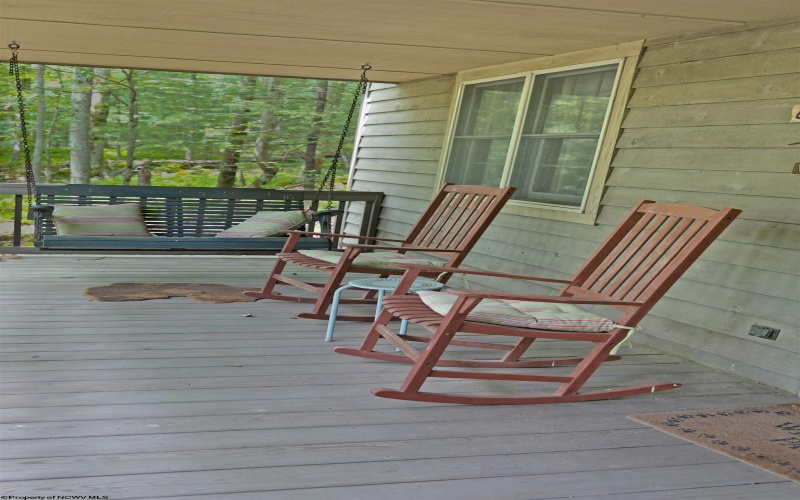 347 Windflower Drive, Terra Alta, West Virginia 26764, 3 Bedrooms Bedrooms, 6 Rooms Rooms,2 BathroomsBathrooms,Single Family Detached,For Sale,Windflower,10163100