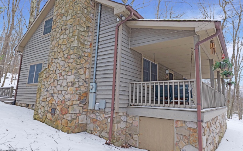 347 Windflower Drive, Terra Alta, West Virginia 26764, 3 Bedrooms Bedrooms, 6 Rooms Rooms,2 BathroomsBathrooms,Single Family Detached,For Sale,Windflower,10163100