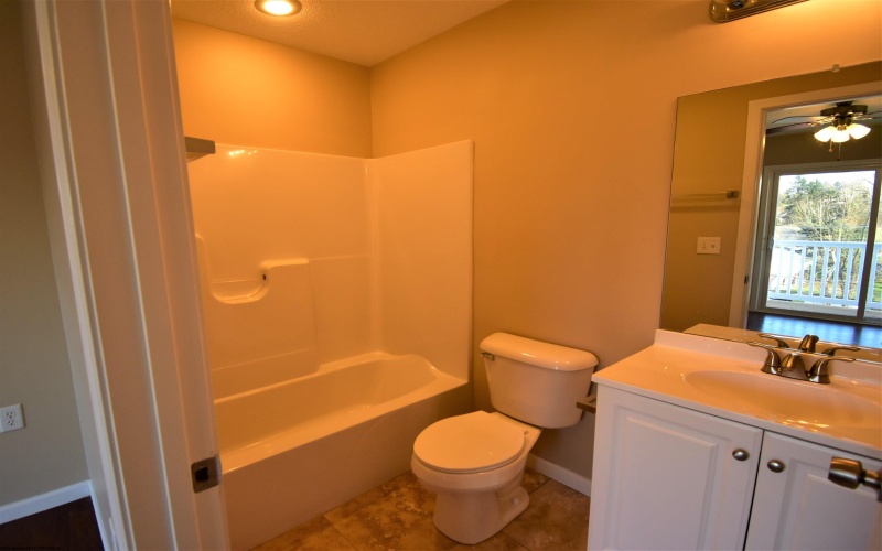 427 Marlowe Circle, Morgantown, West Virginia 26505, 3 Bedrooms Bedrooms, 5 Rooms Rooms,4 BathroomsBathrooms,Residential Rentals,For Rent,Marlowe,10163095