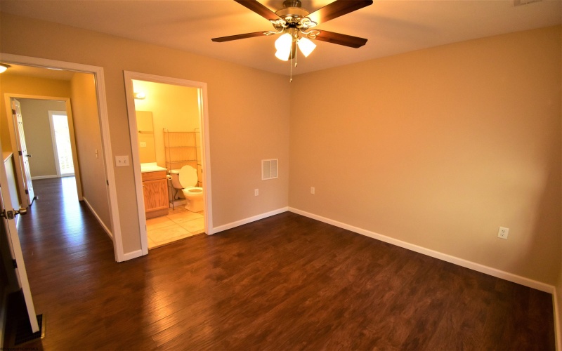 427 Marlowe Circle, Morgantown, West Virginia 26505, 3 Bedrooms Bedrooms, 5 Rooms Rooms,4 BathroomsBathrooms,Residential Rentals,For Rent,Marlowe,10163095