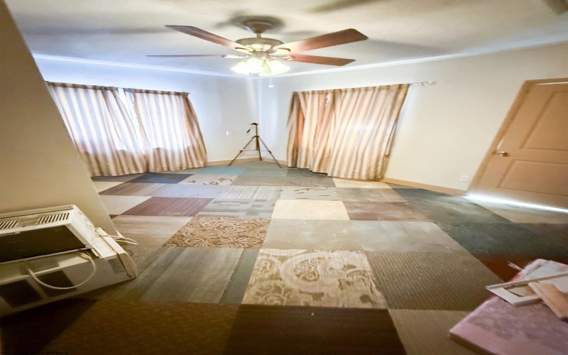 22 FREELAND Street, Fairmont, West Virginia 26554, 1 Bedroom Bedrooms, 9 Rooms Rooms,2 BathroomsBathrooms,Single Family Detached,For Sale,FREELAND,10163102