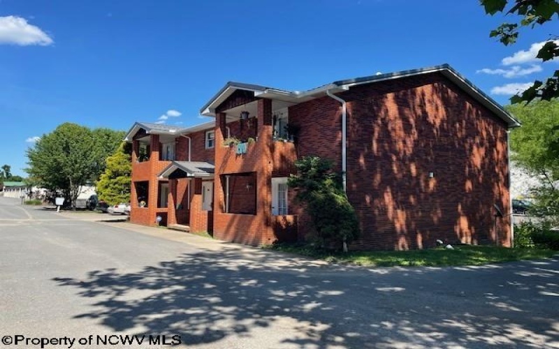 8201 Mountain View Manor, Morgantown, West Virginia 26501, 2 Bedrooms Bedrooms, 4 Rooms Rooms,1 BathroomBathrooms,Residential Rentals,For Rent,Mountain View,10163114 8201 Mountain View Manor, Morgantown, West Virginia 26501, 2 Bedrooms Bedrooms, 4 Rooms Rooms,1 BathroomBathrooms,Residential Rentals,For Rent,Mountain View,10163114