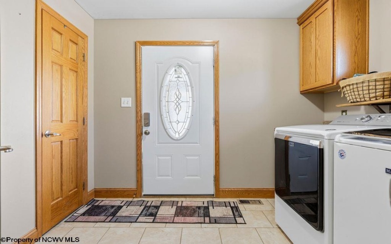 559 Hornors Run Road, Shinnston, West Virginia 26431, 6 Bedrooms Bedrooms, 13 Rooms Rooms,3 BathroomsBathrooms,Single Family Detached,For Sale,Hornors Run,10163112