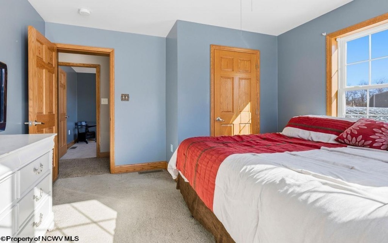 559 Hornors Run Road, Shinnston, West Virginia 26431, 6 Bedrooms Bedrooms, 13 Rooms Rooms,3 BathroomsBathrooms,Single Family Detached,For Sale,Hornors Run,10163112