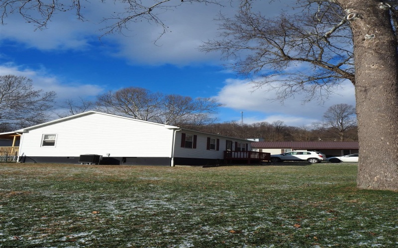 103 Deerborne Street, West Milford, West Virginia 26451, 3 Bedrooms Bedrooms, 5 Rooms Rooms,2 BathroomsBathrooms,Single Family Detached,For Sale,Deerborne,10163109