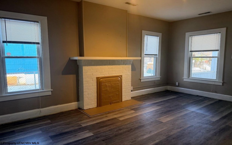 99 Sabraton Avenue, Fairmont, West Virginia 26554, 2 Bedrooms Bedrooms, 5 Rooms Rooms,1 BathroomBathrooms,Single Family Detached,For Sale,Sabraton,10163105 99 Sabraton Avenue, Fairmont, West Virginia 26554, 2 Bedrooms Bedrooms, 5 Rooms Rooms,1 BathroomBathrooms,Single Family Detached,For Sale,Sabraton,10163105