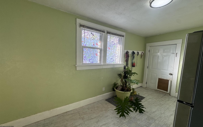 1412 Hood Street, Fairmont, West Virginia 26554, 2 Bedrooms Bedrooms, 5 Rooms Rooms,1 BathroomBathrooms,Single Family Detached,For Sale,Hood,10163111 1412 Hood Street, Fairmont, West Virginia 26554, 2 Bedrooms Bedrooms, 5 Rooms Rooms,1 BathroomBathrooms,Single Family Detached,For Sale,Hood,10163111