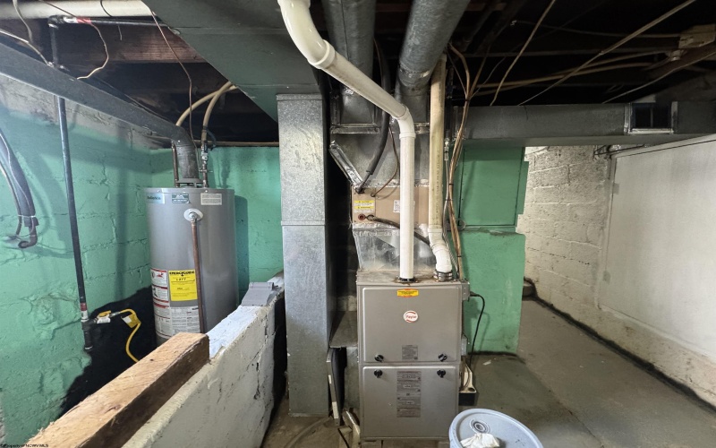 1412 Hood Street, Fairmont, West Virginia 26554, 2 Bedrooms Bedrooms, 5 Rooms Rooms,1 BathroomBathrooms,Single Family Detached,For Sale,Hood,10163111 1412 Hood Street, Fairmont, West Virginia 26554, 2 Bedrooms Bedrooms, 5 Rooms Rooms,1 BathroomBathrooms,Single Family Detached,For Sale,Hood,10163111