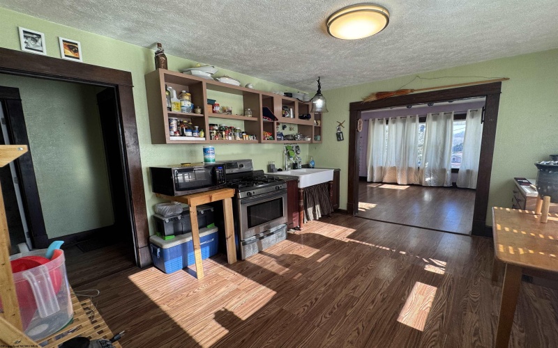 1412 Hood Street, Fairmont, West Virginia 26554, 2 Bedrooms Bedrooms, 5 Rooms Rooms,1 BathroomBathrooms,Single Family Detached,For Sale,Hood,10163111 1412 Hood Street, Fairmont, West Virginia 26554, 2 Bedrooms Bedrooms, 5 Rooms Rooms,1 BathroomBathrooms,Single Family Detached,For Sale,Hood,10163111