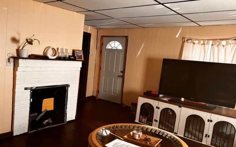 111 N 25th Street, Clarksburg, West Virginia 26301, 2 Bedrooms Bedrooms, 4 Rooms Rooms,1 BathroomBathrooms,Single Family Detached,For Sale,25th,10163129 111 N 25th Street, Clarksburg, West Virginia 26301, 2 Bedrooms Bedrooms, 4 Rooms Rooms,1 BathroomBathrooms,Single Family Detached,For Sale,25th,10163129