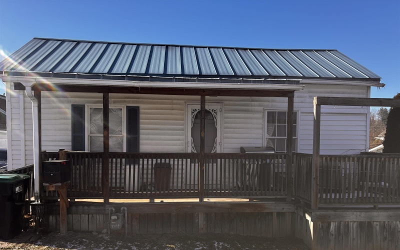 111 N 25th Street, Clarksburg, West Virginia 26301, 2 Bedrooms Bedrooms, 4 Rooms Rooms,1 BathroomBathrooms,Single Family Detached,For Sale,25th,10163129 111 N 25th Street, Clarksburg, West Virginia 26301, 2 Bedrooms Bedrooms, 4 Rooms Rooms,1 BathroomBathrooms,Single Family Detached,For Sale,25th,10163129