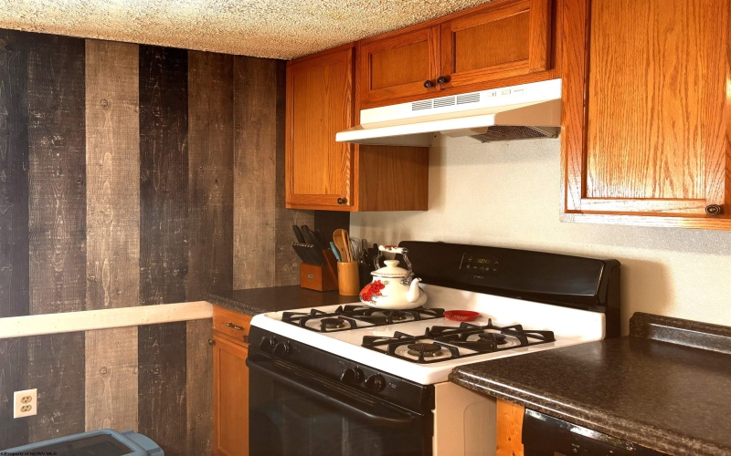 111 N 25th Street, Clarksburg, West Virginia 26301, 2 Bedrooms Bedrooms, 4 Rooms Rooms,1 BathroomBathrooms,Single Family Detached,For Sale,25th,10163129 111 N 25th Street, Clarksburg, West Virginia 26301, 2 Bedrooms Bedrooms, 4 Rooms Rooms,1 BathroomBathrooms,Single Family Detached,For Sale,25th,10163129