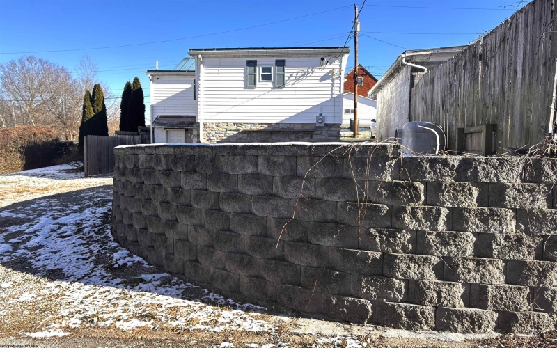 111 N 25th Street, Clarksburg, West Virginia 26301, 2 Bedrooms Bedrooms, 4 Rooms Rooms,1 BathroomBathrooms,Single Family Detached,For Sale,25th,10163129 111 N 25th Street, Clarksburg, West Virginia 26301, 2 Bedrooms Bedrooms, 4 Rooms Rooms,1 BathroomBathrooms,Single Family Detached,For Sale,25th,10163129