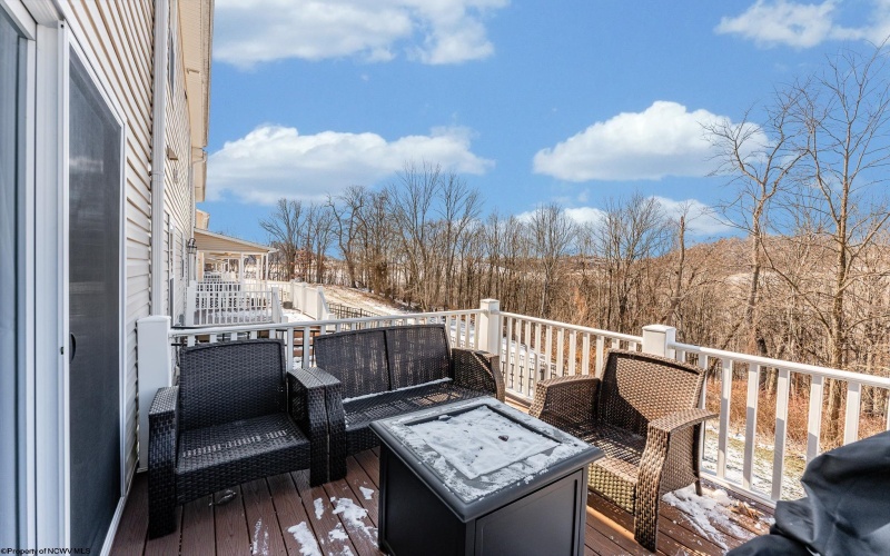 4004 Yellow Birch Lane, Morgantown, West Virginia 26501, 3 Bedrooms Bedrooms, 8 Rooms Rooms,2 BathroomsBathrooms,Single Family Attached,For Sale,Yellow Birch,10163127