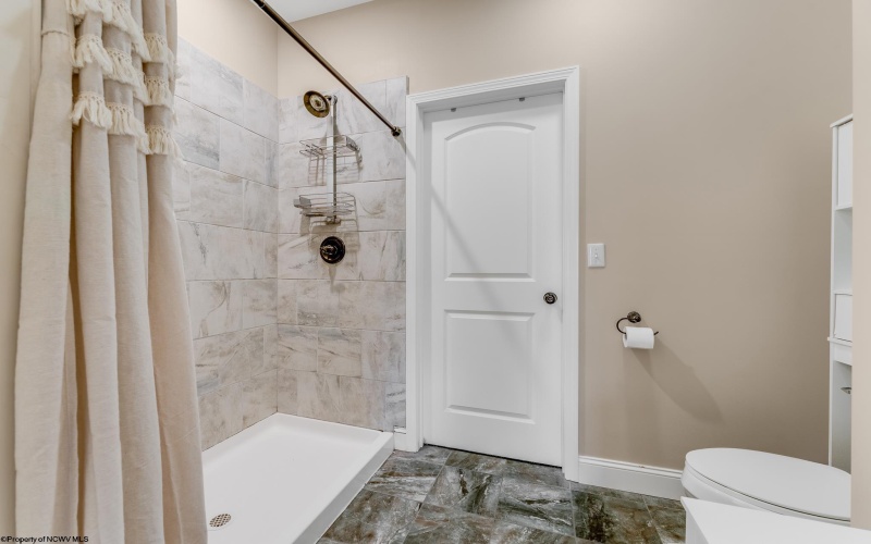 4004 Yellow Birch Lane, Morgantown, West Virginia 26501, 3 Bedrooms Bedrooms, 8 Rooms Rooms,2 BathroomsBathrooms,Single Family Attached,For Sale,Yellow Birch,10163127