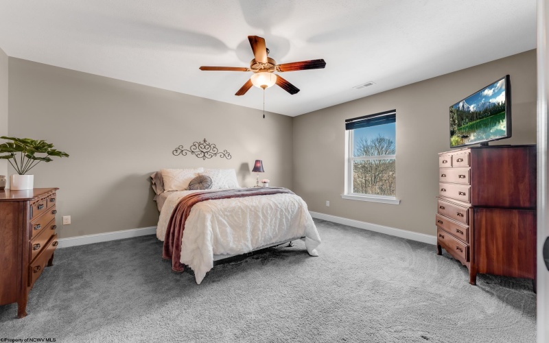 4004 Yellow Birch Lane, Morgantown, West Virginia 26501, 3 Bedrooms Bedrooms, 8 Rooms Rooms,2 BathroomsBathrooms,Single Family Attached,For Sale,Yellow Birch,10163127