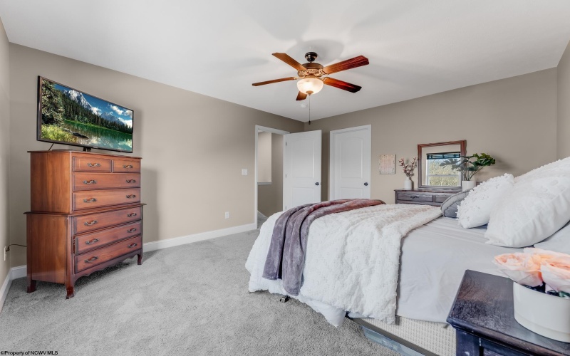 4004 Yellow Birch Lane, Morgantown, West Virginia 26501, 3 Bedrooms Bedrooms, 8 Rooms Rooms,2 BathroomsBathrooms,Single Family Attached,For Sale,Yellow Birch,10163127