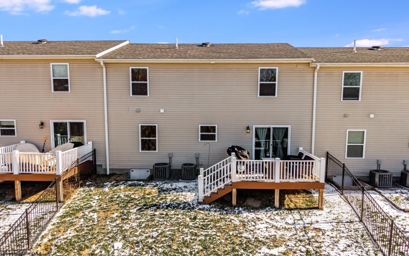 4004 Yellow Birch Lane, Morgantown, West Virginia 26501, 3 Bedrooms Bedrooms, 8 Rooms Rooms,2 BathroomsBathrooms,Single Family Attached,For Sale,Yellow Birch,10163127