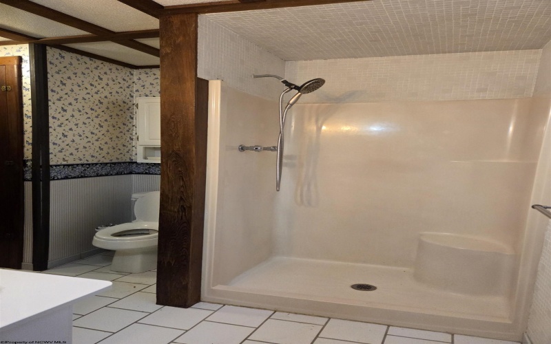 2 Fox Ridge Road, Elkins, West Virginia 26241, 4 Bedrooms Bedrooms, 7 Rooms Rooms,2 BathroomsBathrooms,Single Family Detached,For Sale,Fox Ridge,10163125