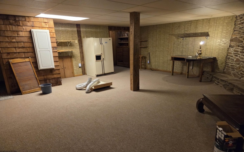 2 Fox Ridge Road, Elkins, West Virginia 26241, 4 Bedrooms Bedrooms, 7 Rooms Rooms,2 BathroomsBathrooms,Single Family Detached,For Sale,Fox Ridge,10163125