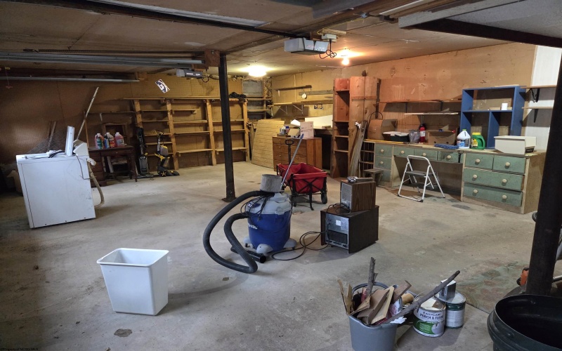 2 Fox Ridge Road, Elkins, West Virginia 26241, 4 Bedrooms Bedrooms, 7 Rooms Rooms,2 BathroomsBathrooms,Single Family Detached,For Sale,Fox Ridge,10163125