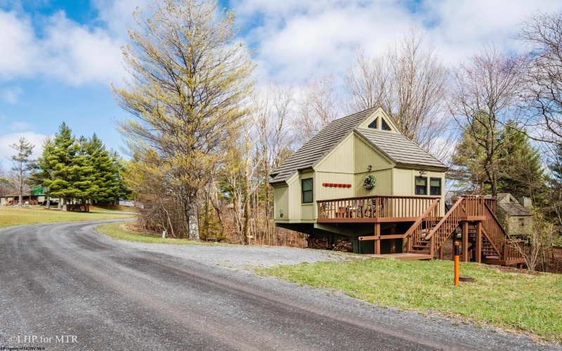 45 Wildflower Way, Davis, West Virginia 26260, 2 Bedrooms Bedrooms, 5 Rooms Rooms,1 BathroomBathrooms,Single Family Detached,For Sale,Wildflower,10158784