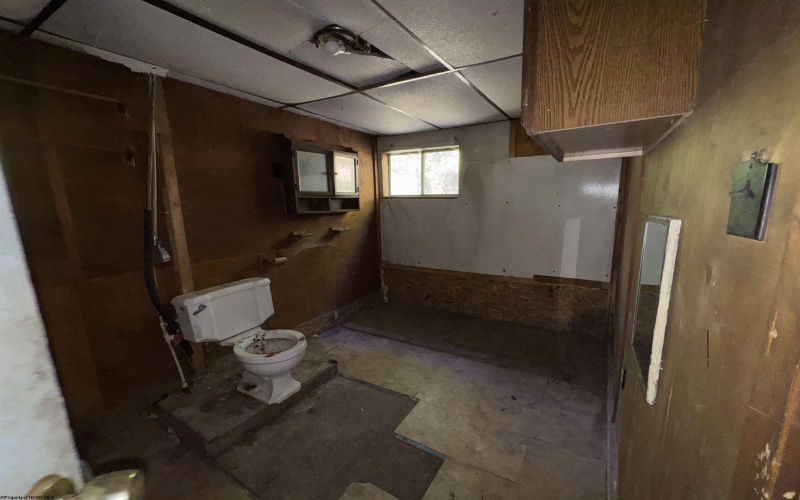 685 Ford Run, Philippi, West Virginia 26416, 2 Bedrooms Bedrooms, 5 Rooms Rooms,1 BathroomBathrooms,Single Family Detached,For Sale,Ford,10163136