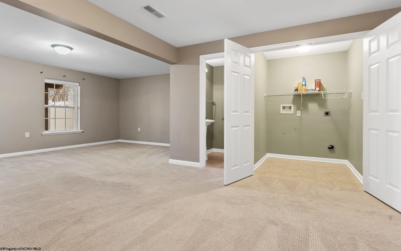 158 Birds Eye View Drive, Morgantown, West Virginia 26501, 2 Bedrooms Bedrooms, 7 Rooms Rooms,2 BathroomsBathrooms,Single Family Attached,For Sale,Birds Eye View,10163137