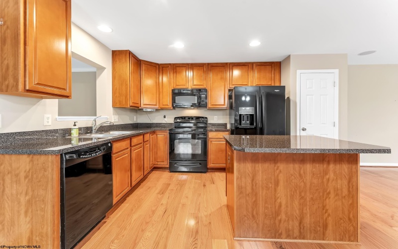 158 Birds Eye View Drive, Morgantown, West Virginia 26501, 2 Bedrooms Bedrooms, 7 Rooms Rooms,2 BathroomsBathrooms,Single Family Attached,For Sale,Birds Eye View,10163137