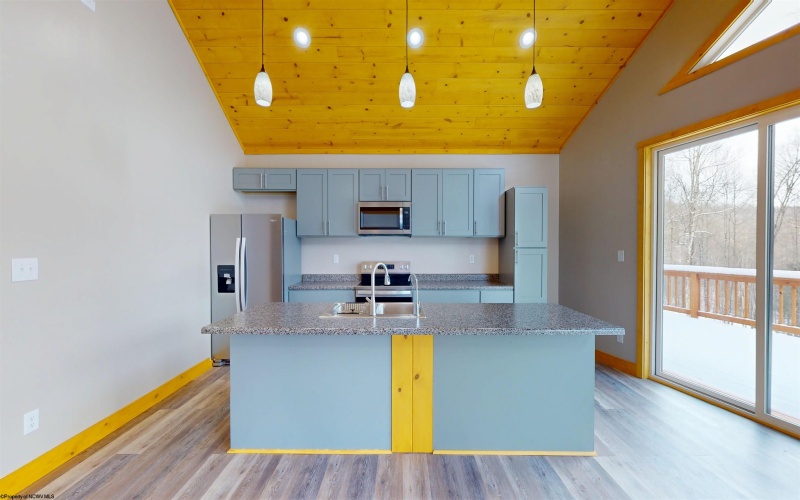 1719 Whitewater Parkway, Bruceton Mills, West Virginia 26525, 2 Bedrooms Bedrooms, 5 Rooms Rooms,2 BathroomsBathrooms,Single Family Detached,For Sale,Whitewater,10163132