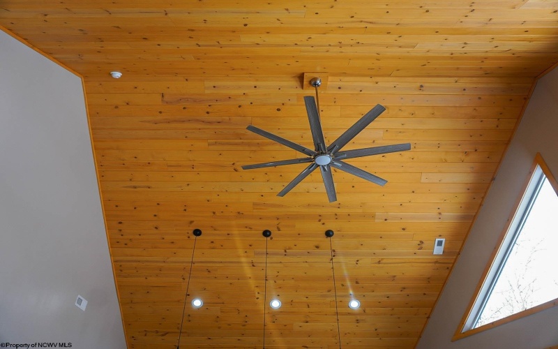 1719 Whitewater Parkway, Bruceton Mills, West Virginia 26525, 2 Bedrooms Bedrooms, 5 Rooms Rooms,2 BathroomsBathrooms,Single Family Detached,For Sale,Whitewater,10163132