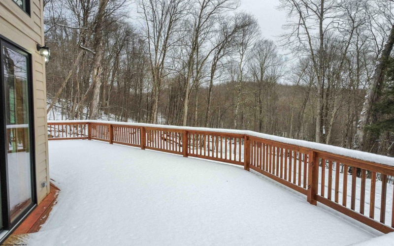 1719 Whitewater Parkway, Bruceton Mills, West Virginia 26525, 2 Bedrooms Bedrooms, 5 Rooms Rooms,2 BathroomsBathrooms,Single Family Detached,For Sale,Whitewater,10163132