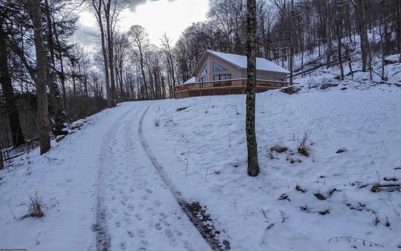 1719 Whitewater Parkway, Bruceton Mills, West Virginia 26525, 2 Bedrooms Bedrooms, 5 Rooms Rooms,2 BathroomsBathrooms,Single Family Detached,For Sale,Whitewater,10163132