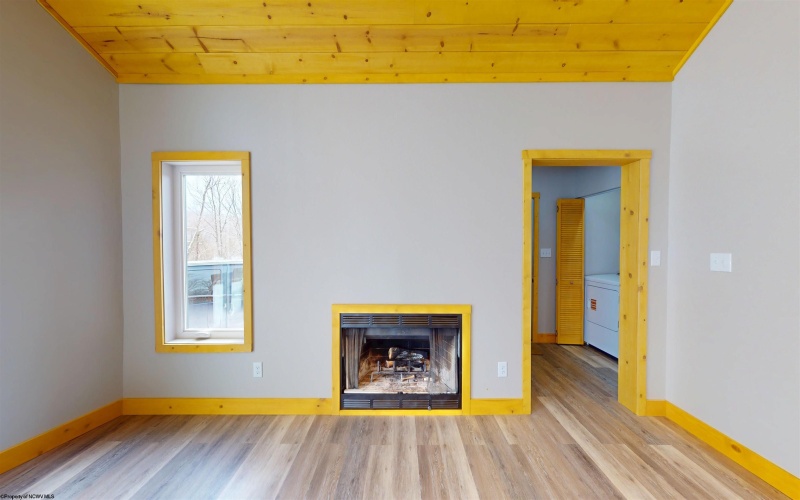 1719 Whitewater Parkway, Bruceton Mills, West Virginia 26525, 2 Bedrooms Bedrooms, 5 Rooms Rooms,2 BathroomsBathrooms,Single Family Detached,For Sale,Whitewater,10163132