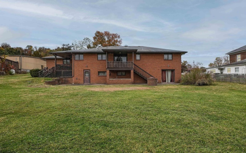 100 Goodwin Court, Nutter Fort, West Virginia 26301, 2 Bedrooms Bedrooms, 8 Rooms Rooms,2 BathroomsBathrooms,Single Family Detached,For Sale,Goodwin,10163133