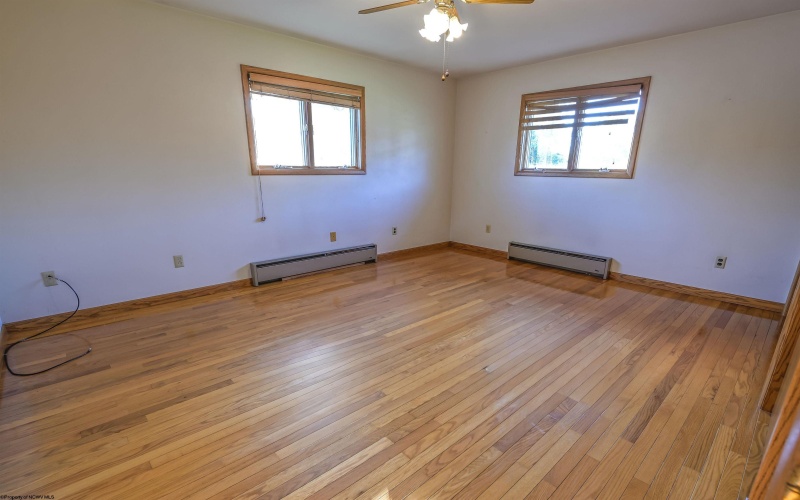 100 Goodwin Court, Nutter Fort, West Virginia 26301, 2 Bedrooms Bedrooms, 8 Rooms Rooms,2 BathroomsBathrooms,Single Family Detached,For Sale,Goodwin,10163133