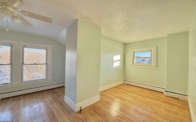 52 Bice Street, Shinnston, West Virginia 26431, 4 Bedrooms Bedrooms, 7 Rooms Rooms,1 BathroomBathrooms,Single Family Detached,For Sale,Bice,10163134 52 Bice Street, Shinnston, West Virginia 26431, 4 Bedrooms Bedrooms, 7 Rooms Rooms,1 BathroomBathrooms,Single Family Detached,For Sale,Bice,10163134